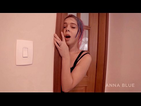 ❤️ Nilirudi kwa kaka yangu. Nilifanya mapenzi na mpenzi wake. malipo ya wasagaji. ☑  ❌️